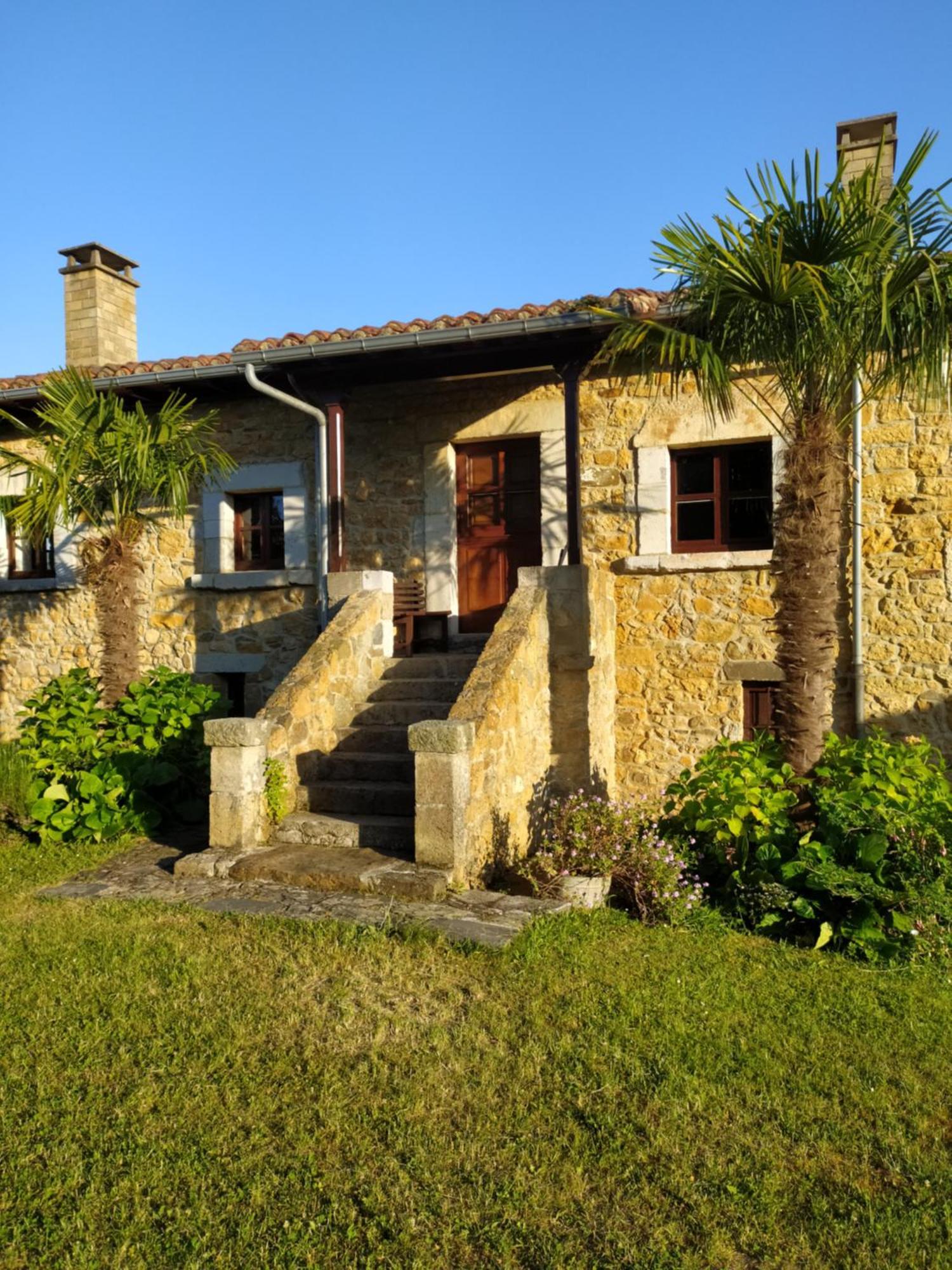 Maison d'hôtes La Rectoral à Beloncio Chambre photo